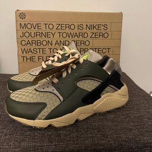Nike Air Huarache Men Sz 10 “Crater Premium Cargo Khaki”